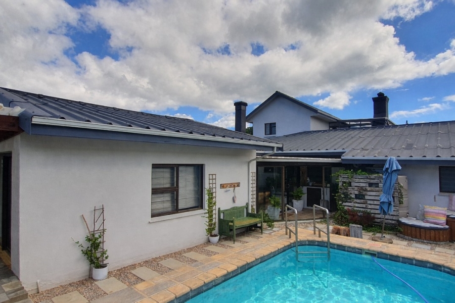 4 Bedroom Property for Sale in Linkside Western Cape